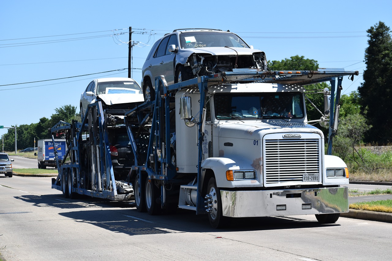 18 Wheeler Transport